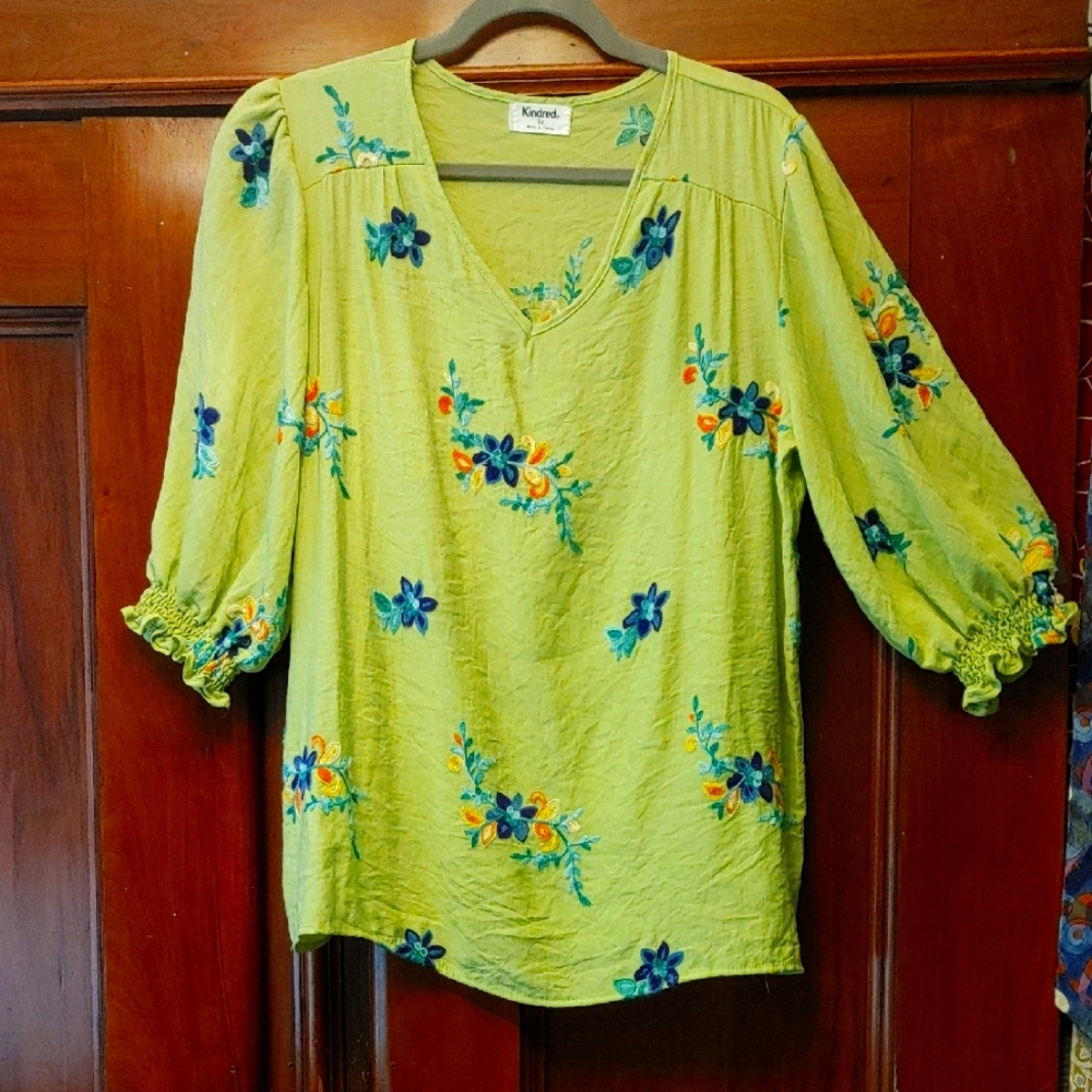 Green Floral Embroidered Women's Top 1XL